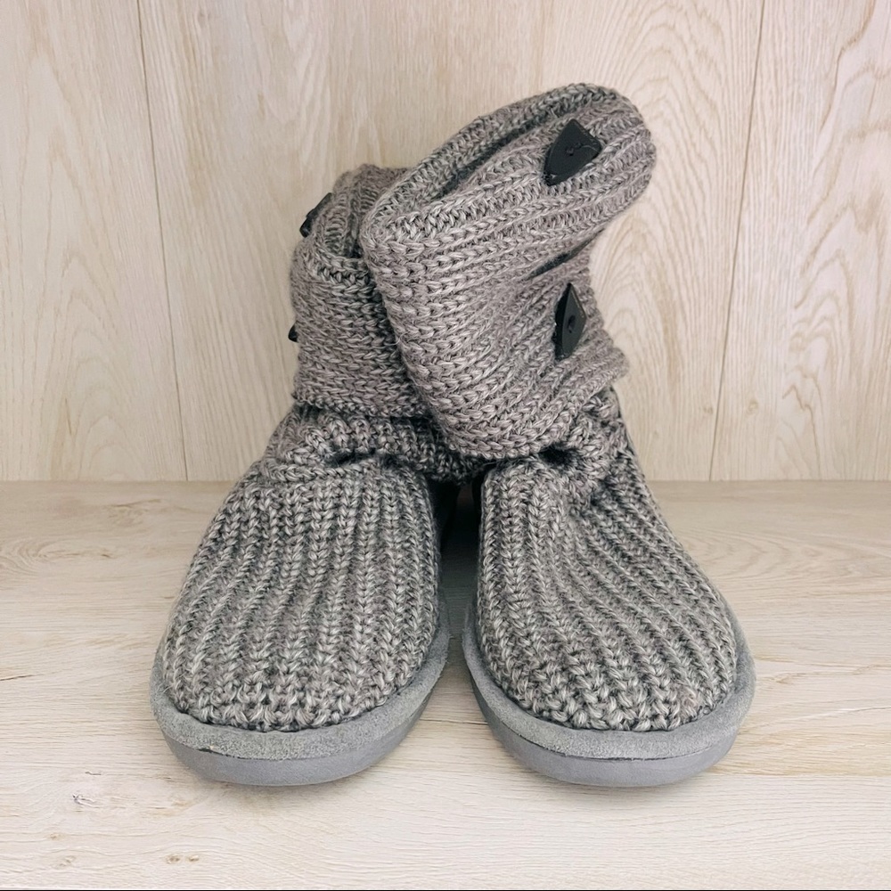 🌹 BearPaw Grey Knit Tall Boots Size 6